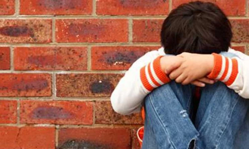 Ρωσία: Δασκάλα τράβηξε το χειρουργημένο αυτί μαθητή